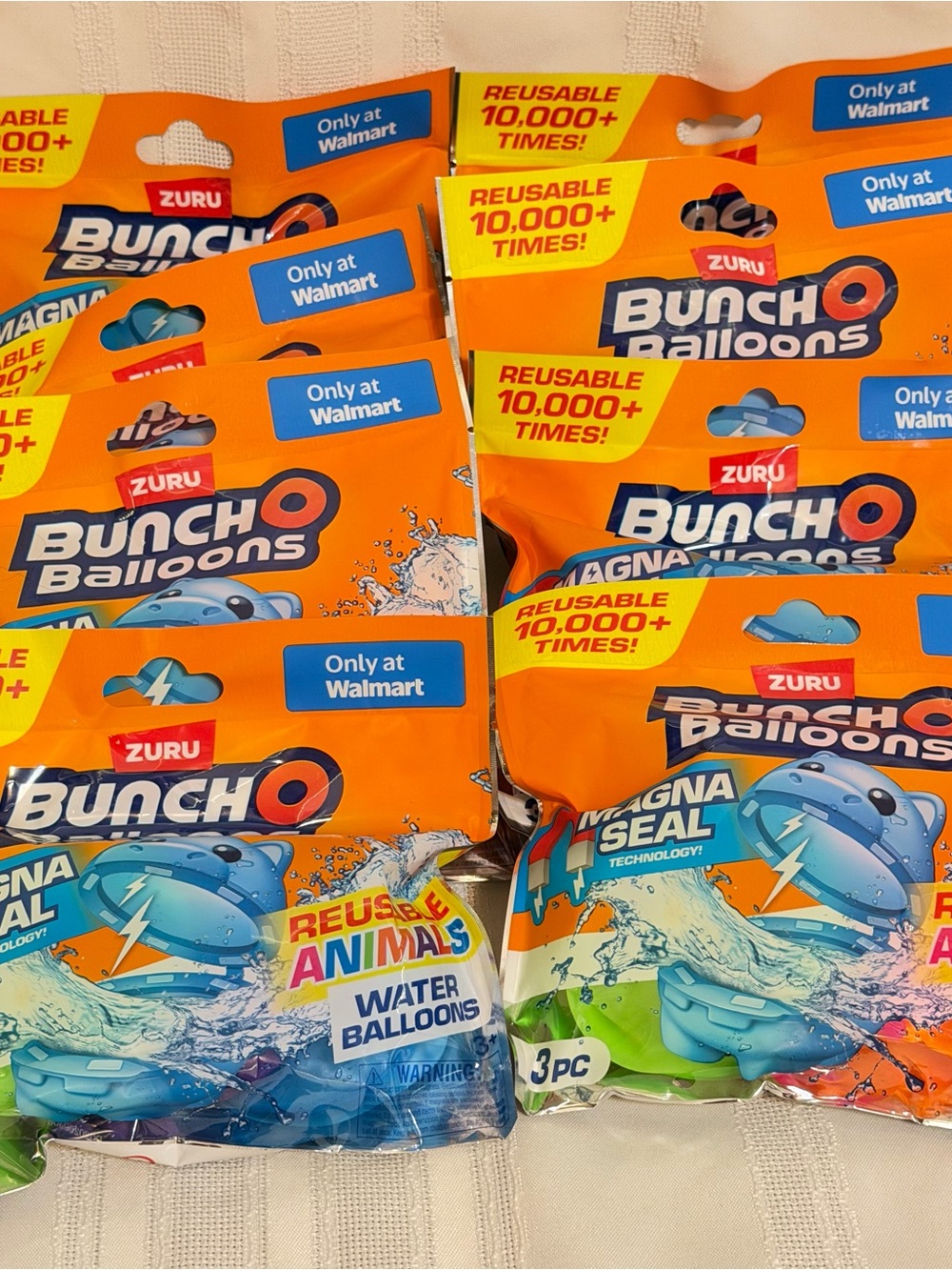 Lot of 8 packs of 3 Zuru Bunch Magna Seal 24 Reusable Animal Water Balloons